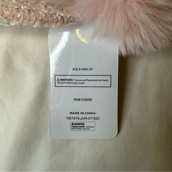 R pom pom beanie - Picture 5 of 6